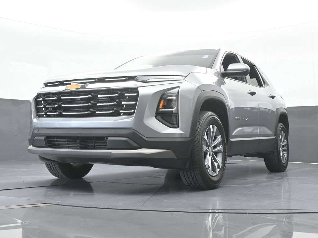 Used 2026 Chevrolet Equinox LT FWD image 52
