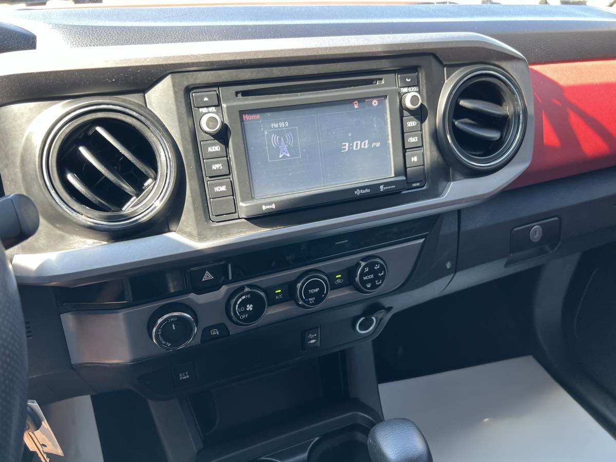 Used 2017 Toyota Tacoma SR5 image 23