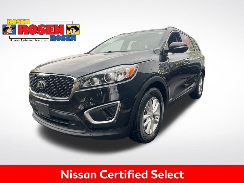 Certified 2017 Kia Sorento LX
