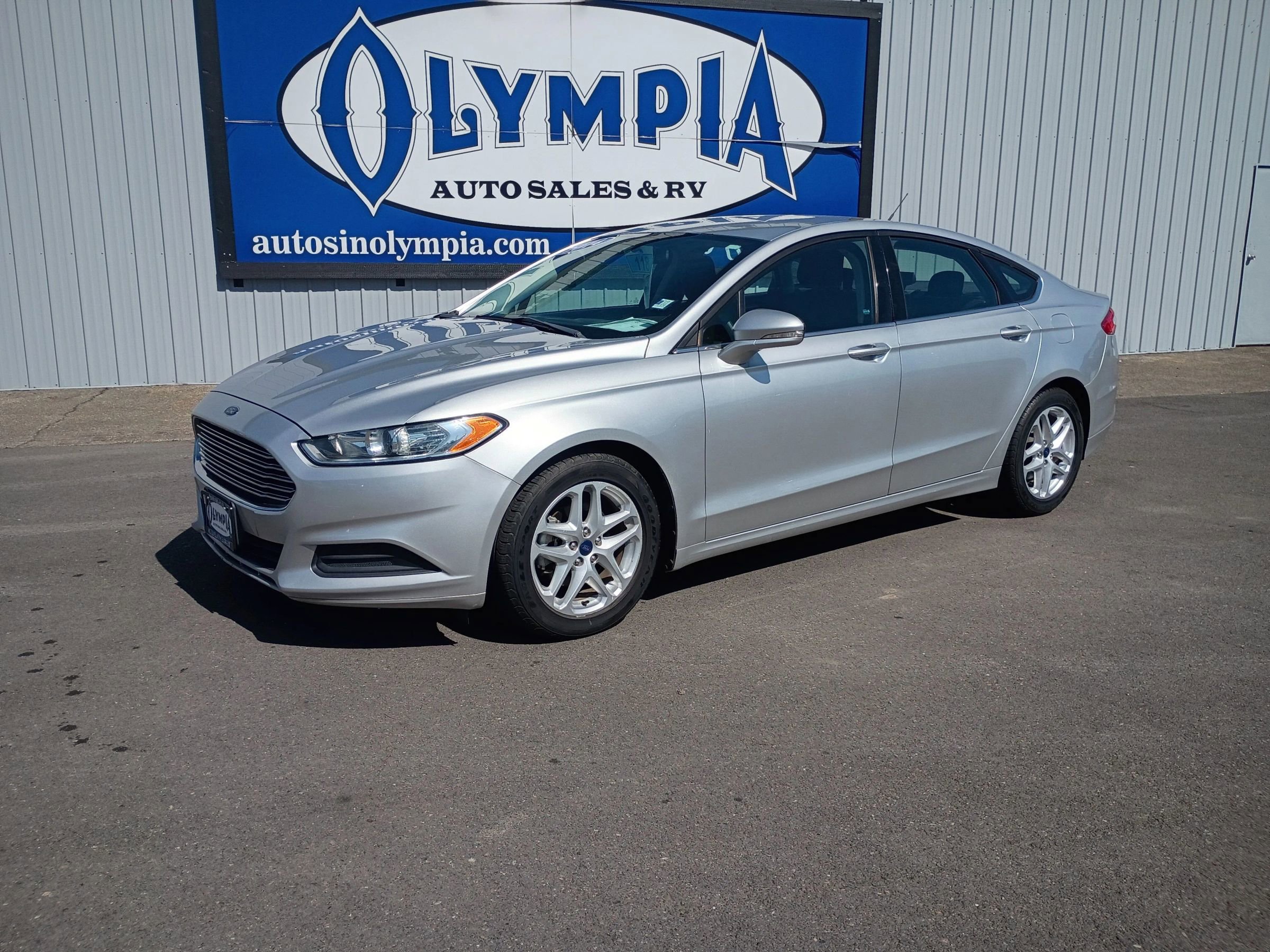 Used 2014 Ford Fusion SE image 1