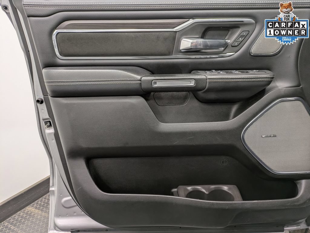 Used 2025 RAM 1500 Laramie w/ Night Edition AWD/4WD image 8