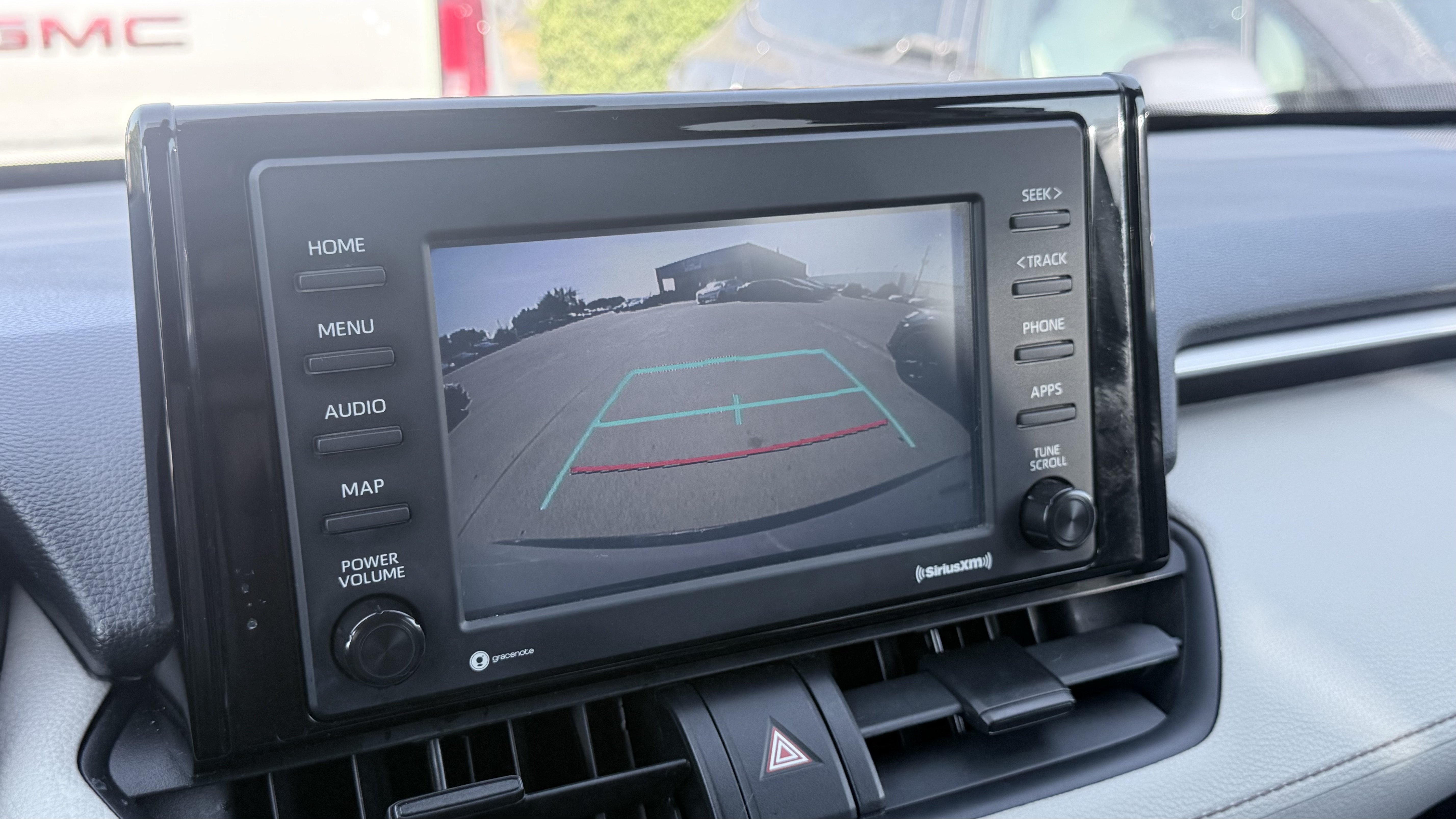 Used 2021 Toyota RAV4 XLE AWD/4WD image 54
