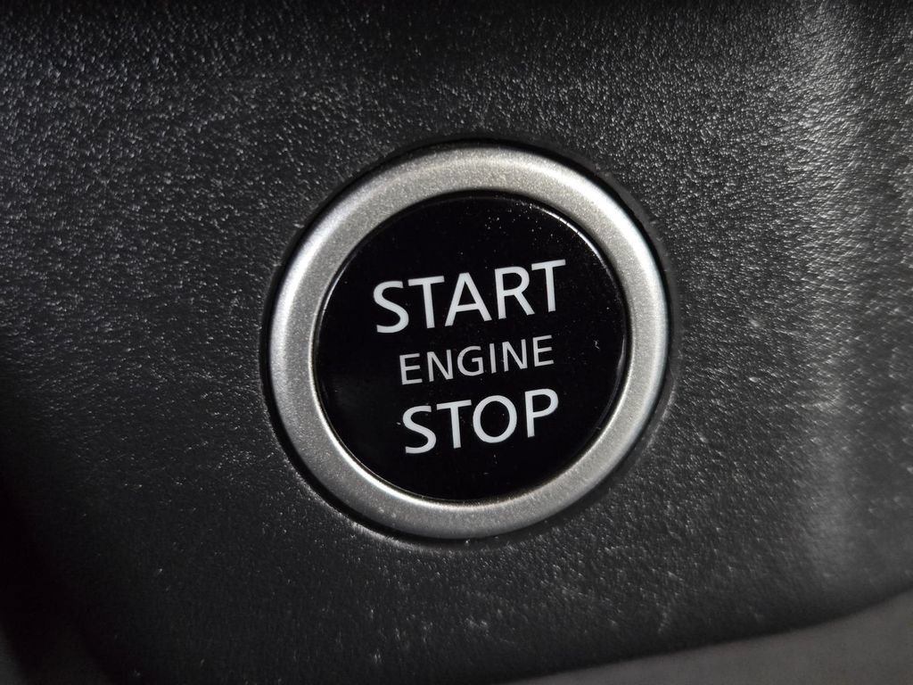 Used 2023 Nissan Rogue S FWD image 30