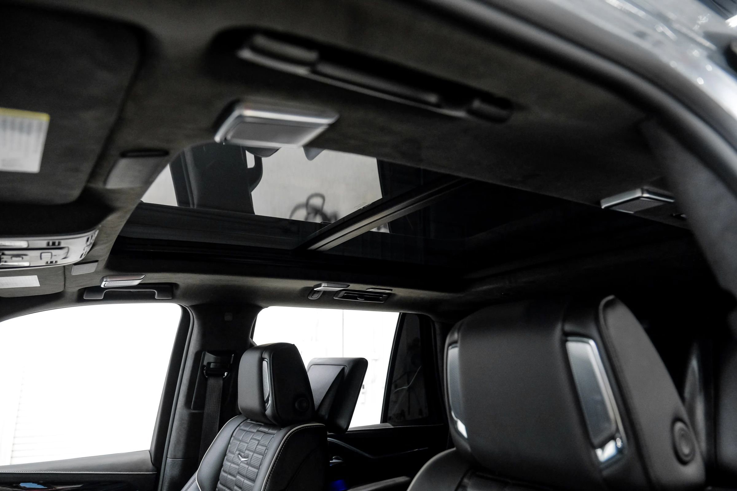 Used 2023 Cadillac Escalade V image 32