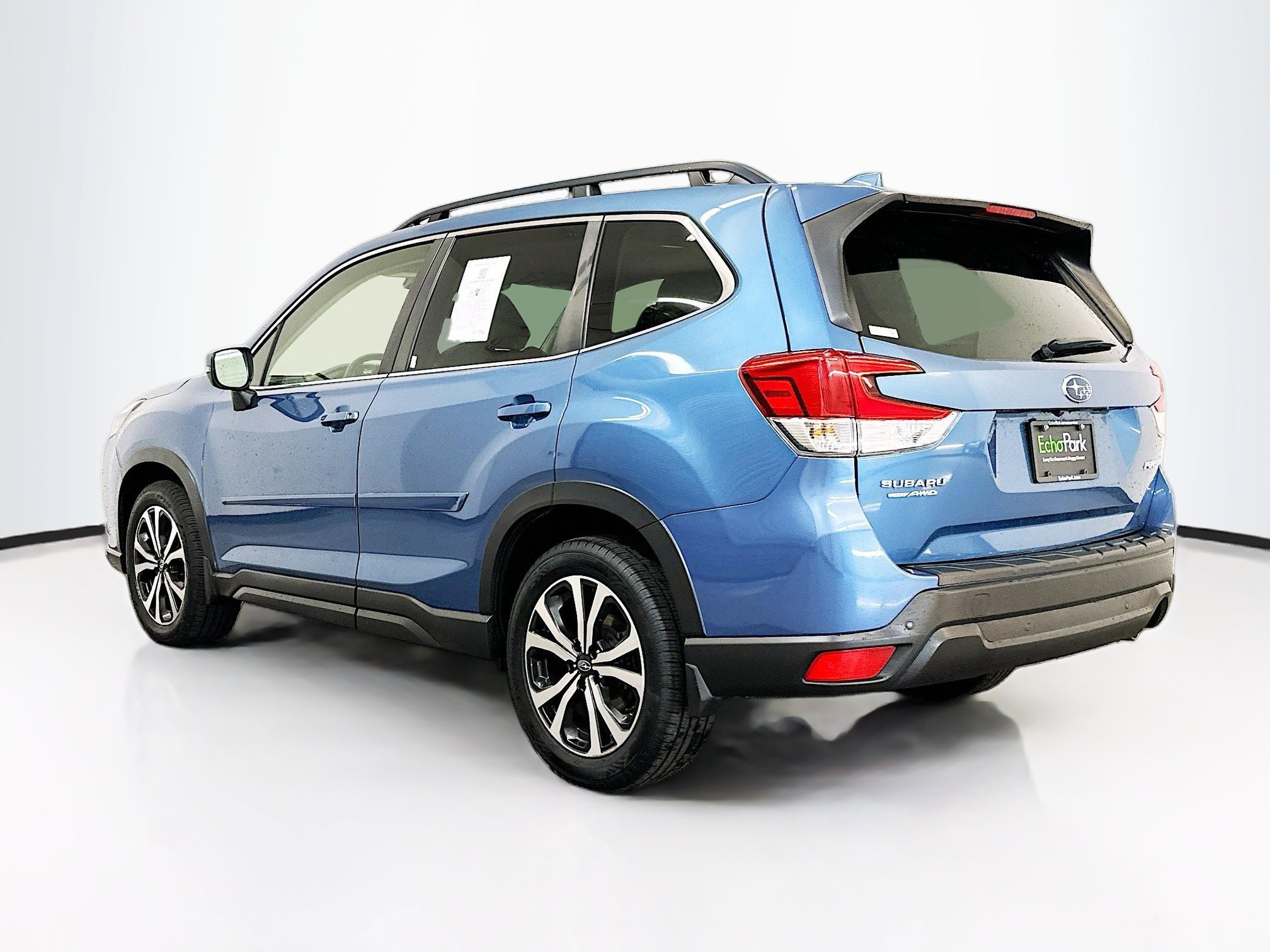 Used 2023 Subaru Forester Limited AWD/4WD image 5