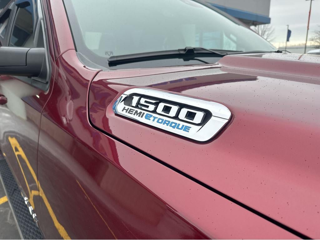 Used 2022 RAM 1500 Big Horn AWD/4WD image 6