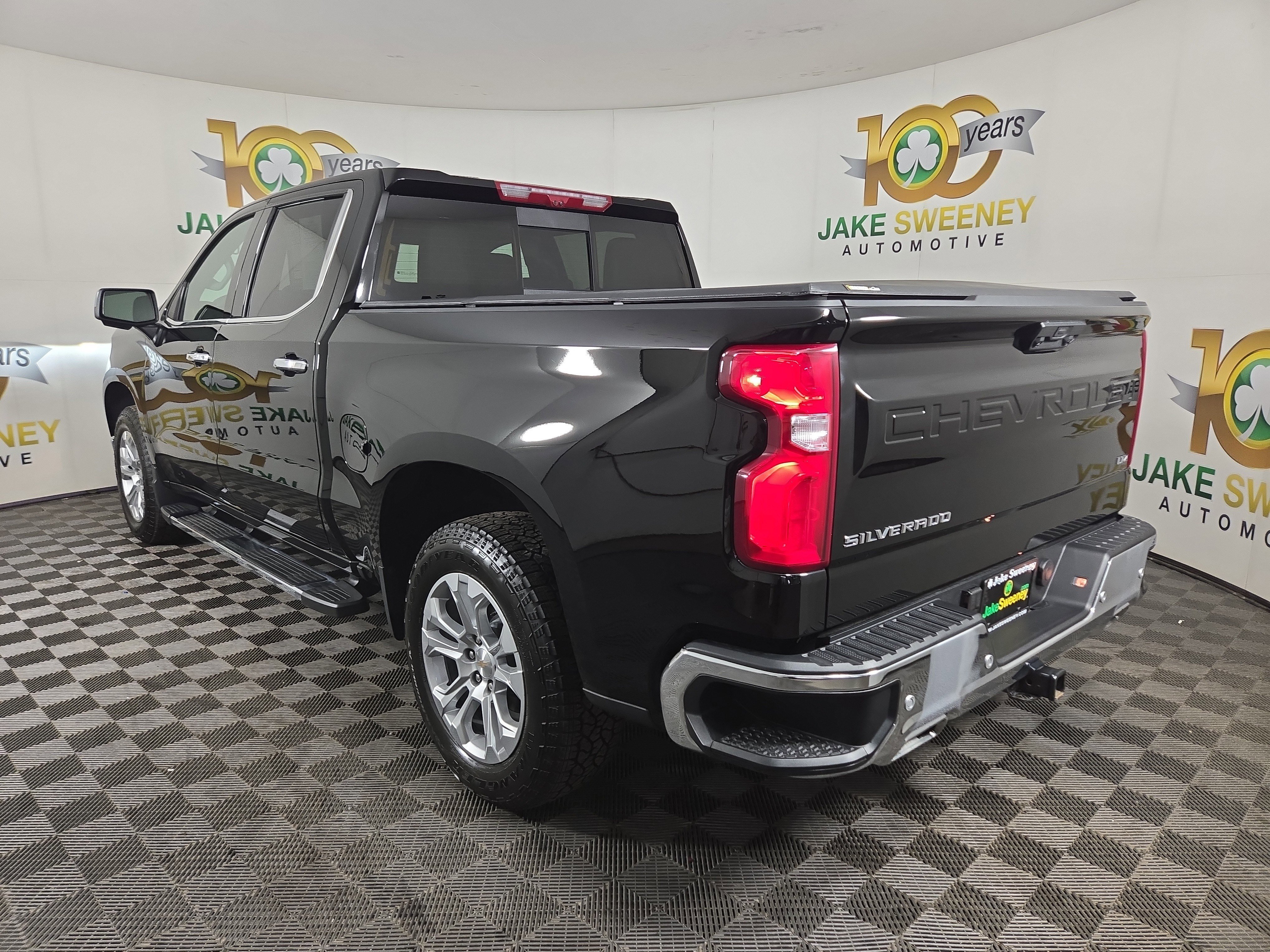 Certified 2025 Chevrolet Silverado 1500 LTZ w/ LTZ Premium Package image 6