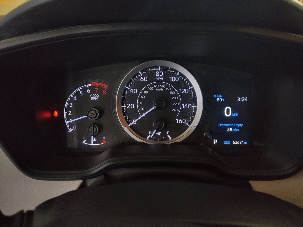 Used 2021 Toyota Corolla LE FWD image 23