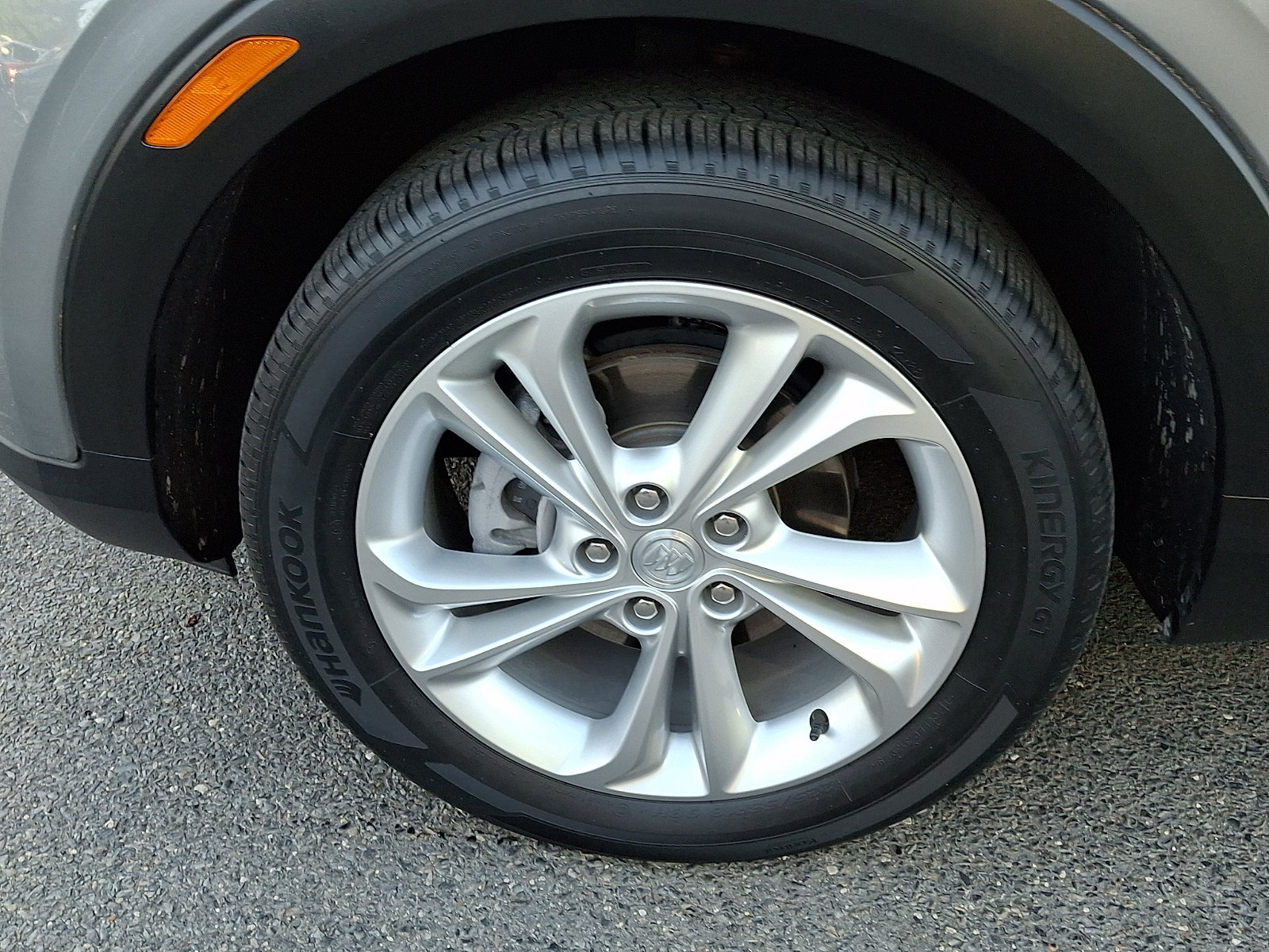 Certified 2023 Buick Encore GX Preferred w/ Cold Weather Comfort Package FWD image 8