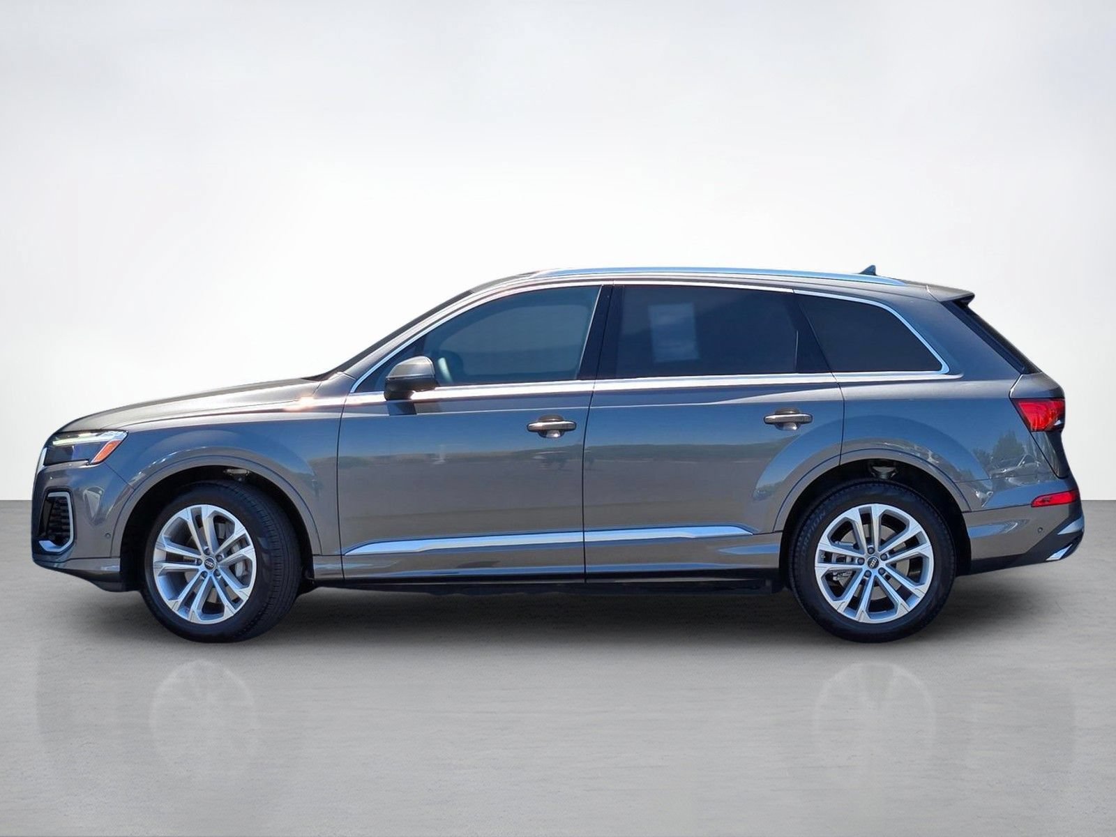 Used 2025 Audi Q7 2.0T Premium Plus AWD/4WD image 4