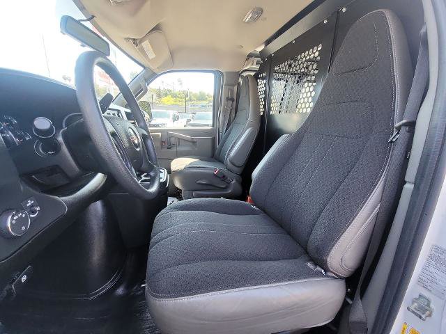 Used 2024 GMC Savana 2500 w/ Driver Convenience Package image 17