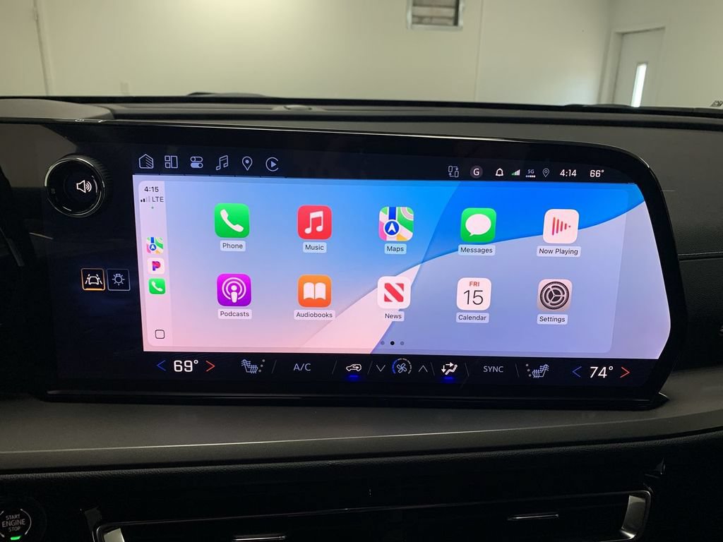 New 2026 Chevrolet Traverse LT w/ Driver Confidence Package AWD/4WD image 41