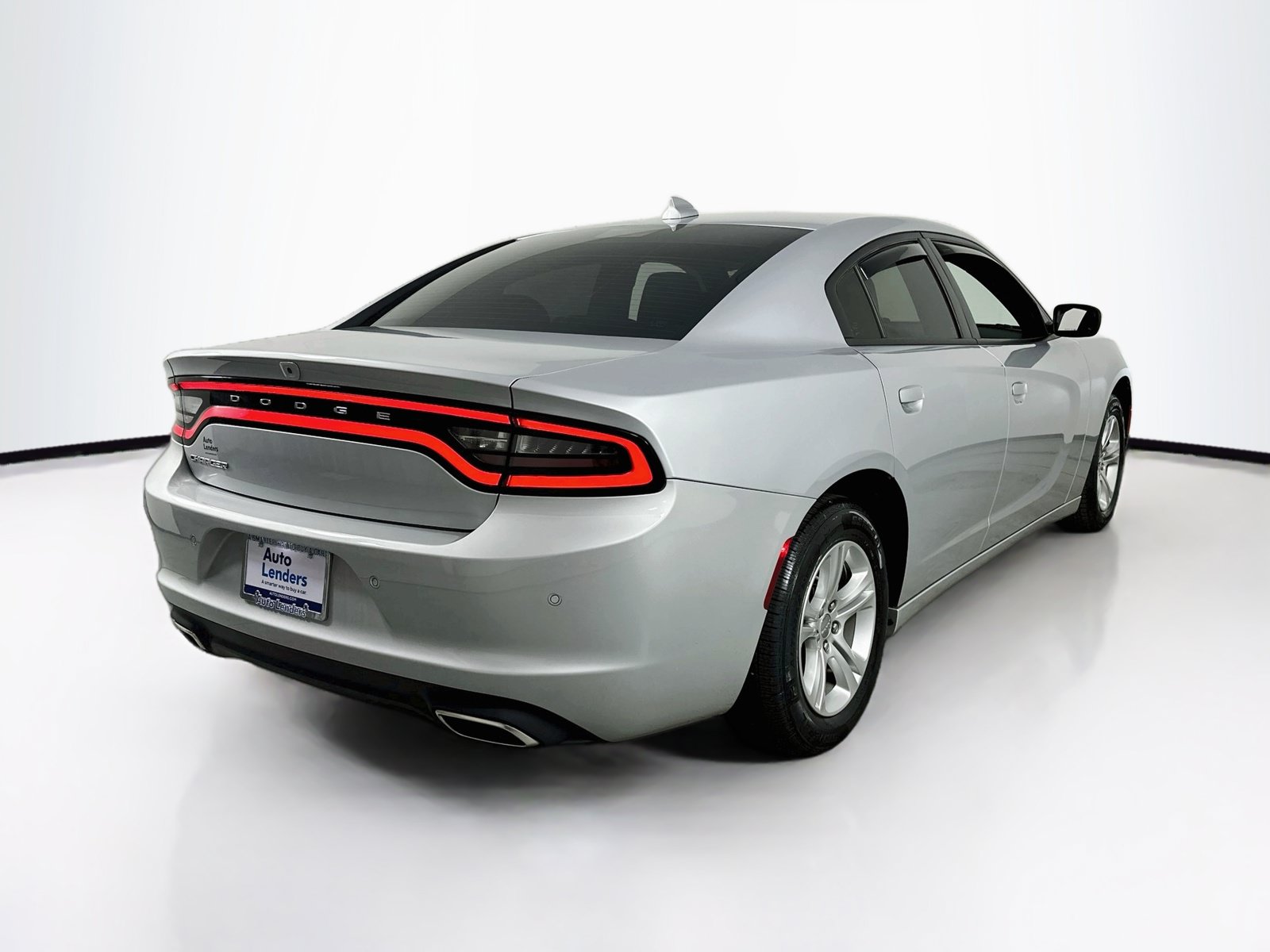 Used 2023 Dodge Charger SXT RWD image 5