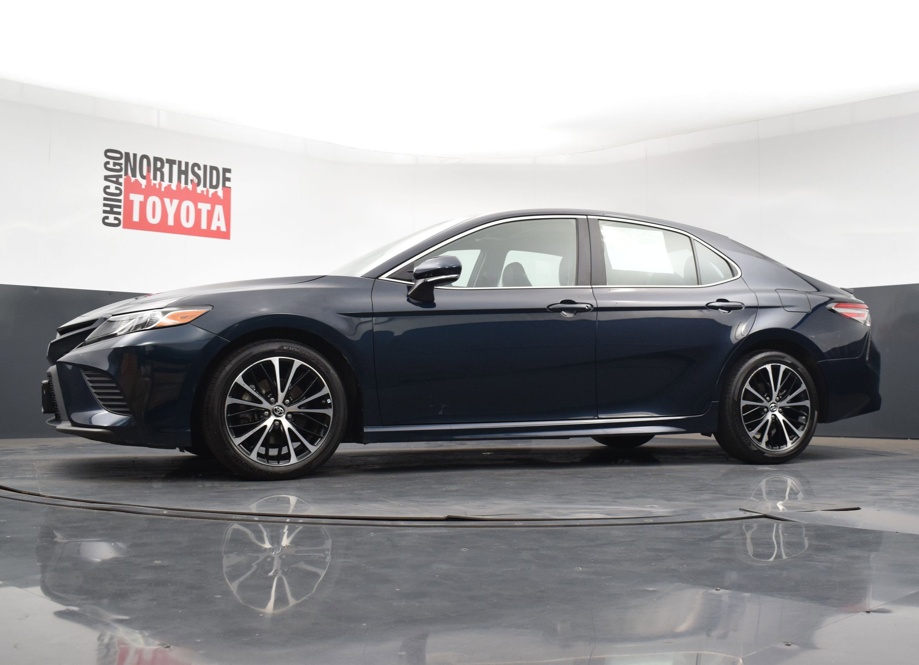 Used 2019 Toyota Camry SE image 27