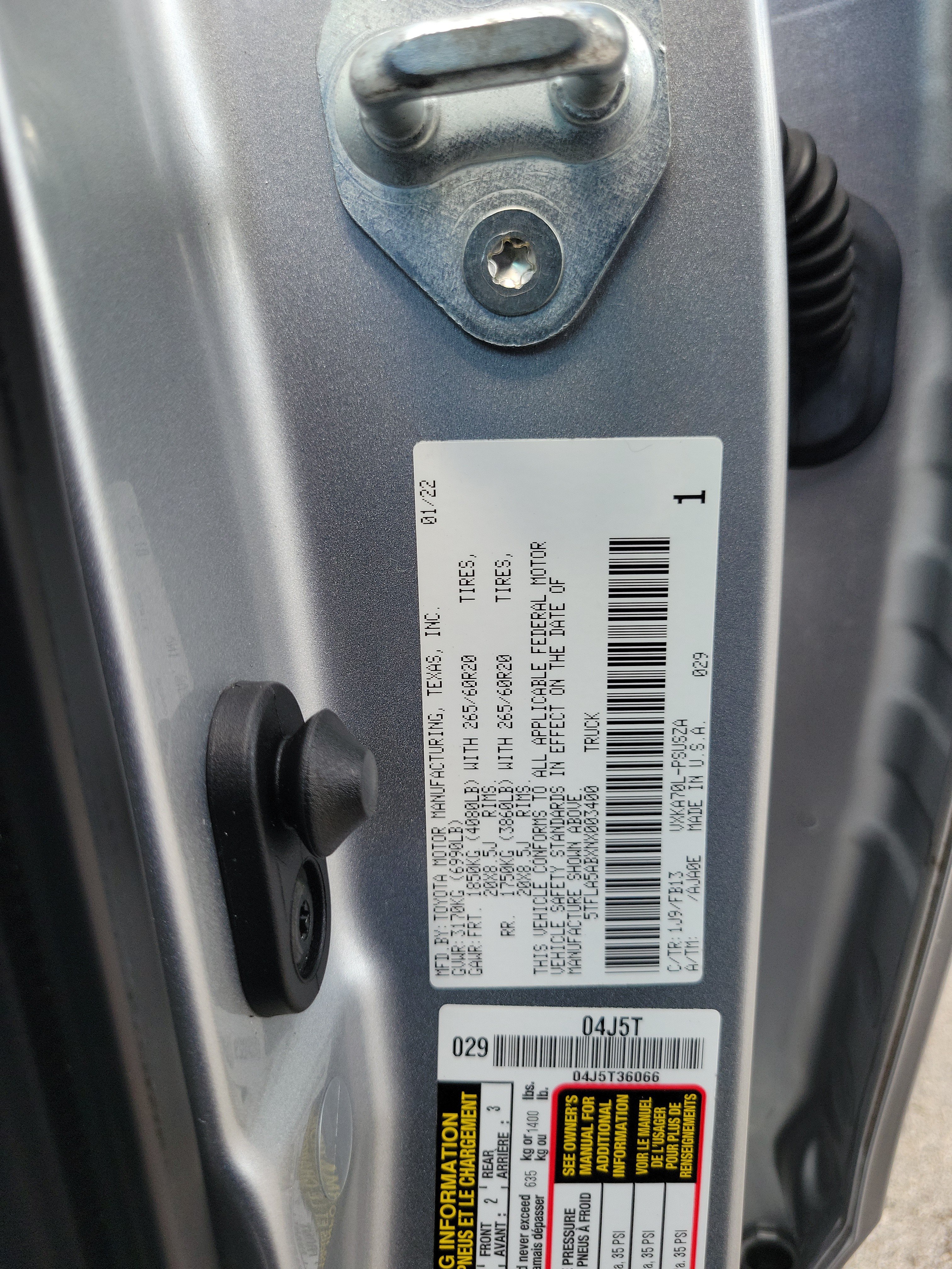 Used 2022 Toyota Tundra SR5 w/ Convenience Package RWD image 28