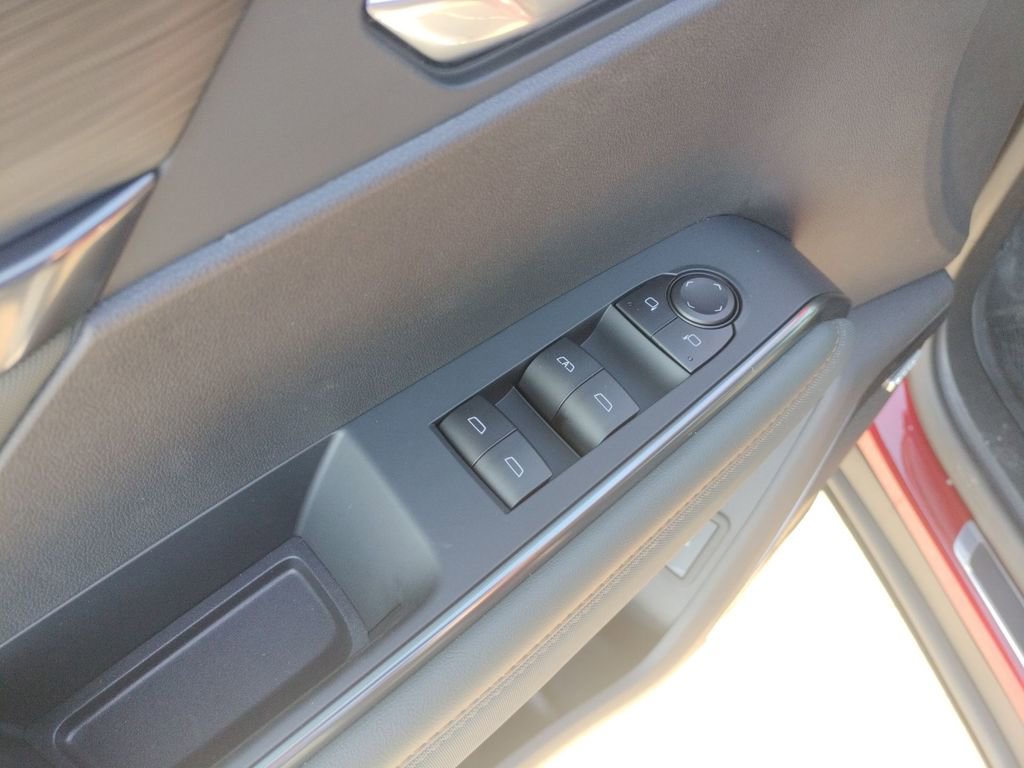 New 2026 GMC Acadia AT4 w/ LPO, Floor Liner Package image 25