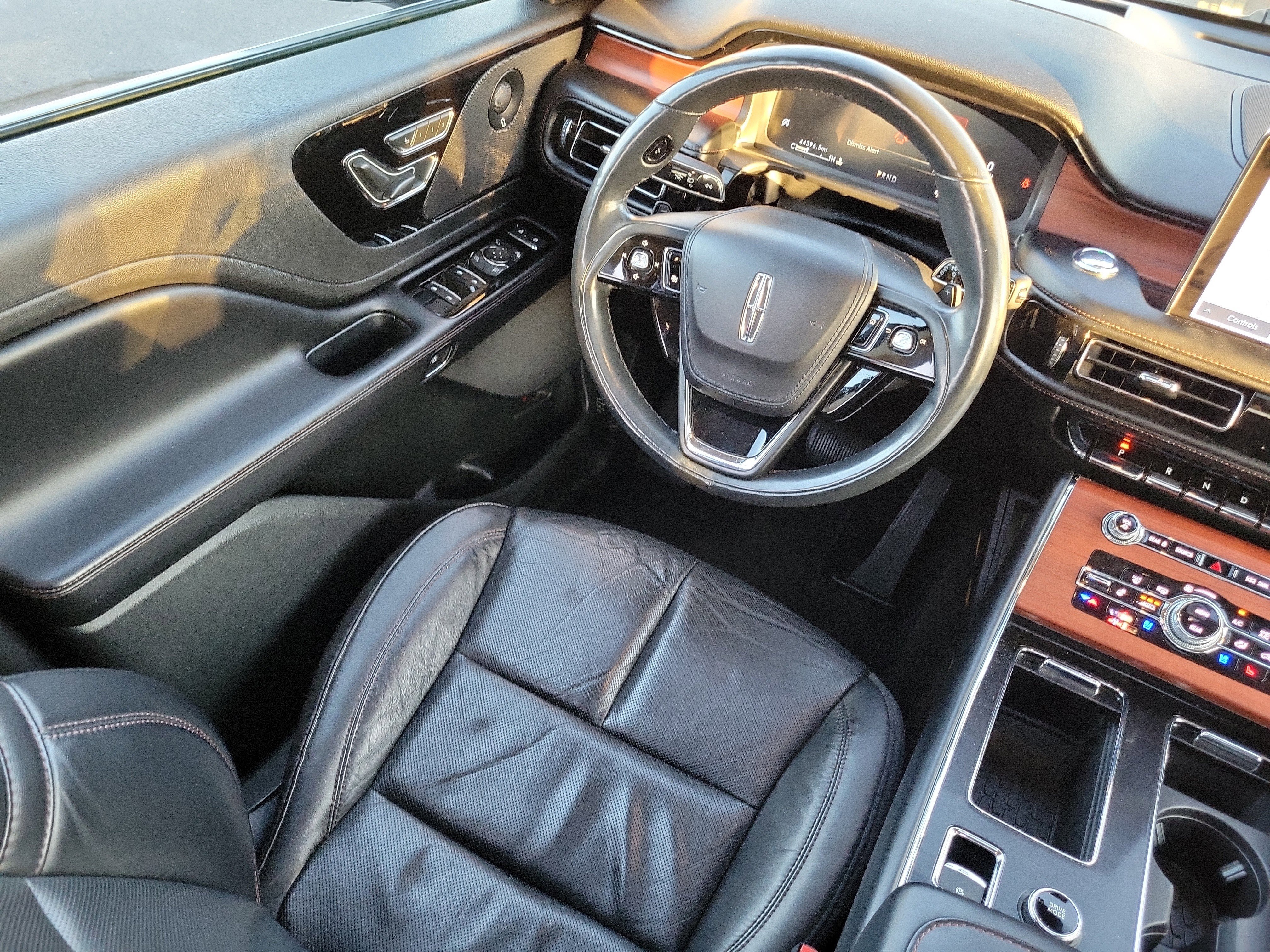 Used 2021 Lincoln Aviator Reserve w/ Equipment Group 201A image 14