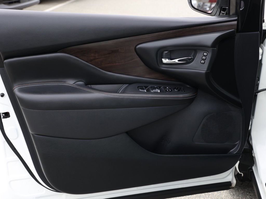 Used 2023 Nissan Murano Platinum w/ Cargo Package image 23