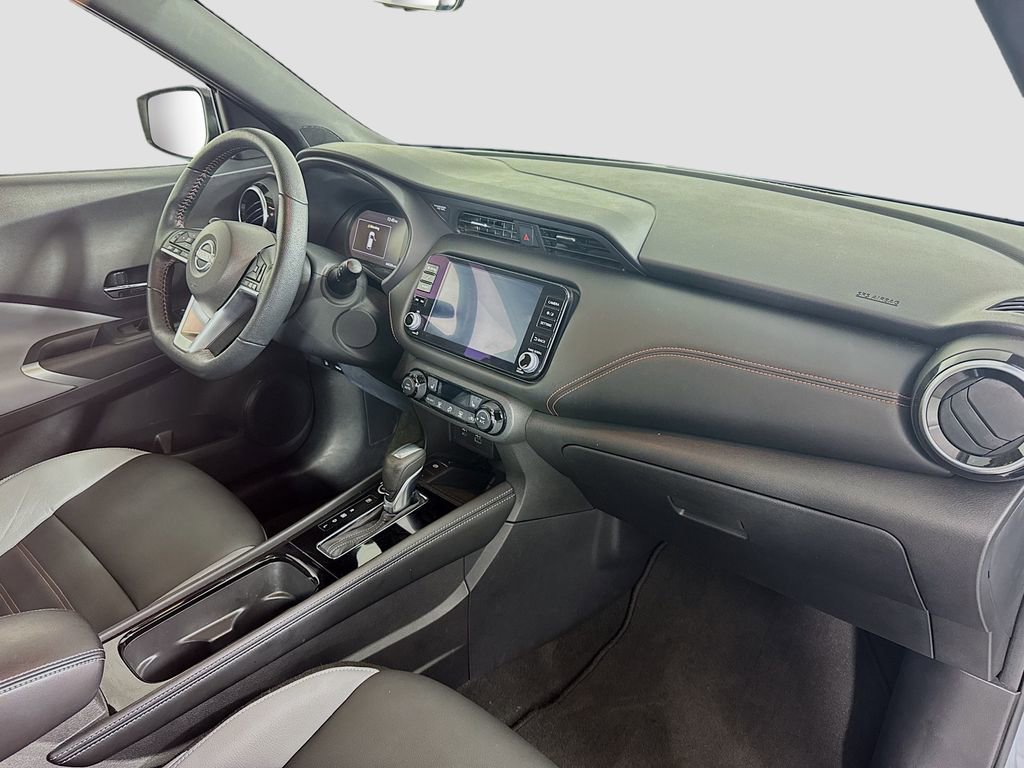 Used 2022 Nissan Kicks SR w/ Premium Package FWD image 29