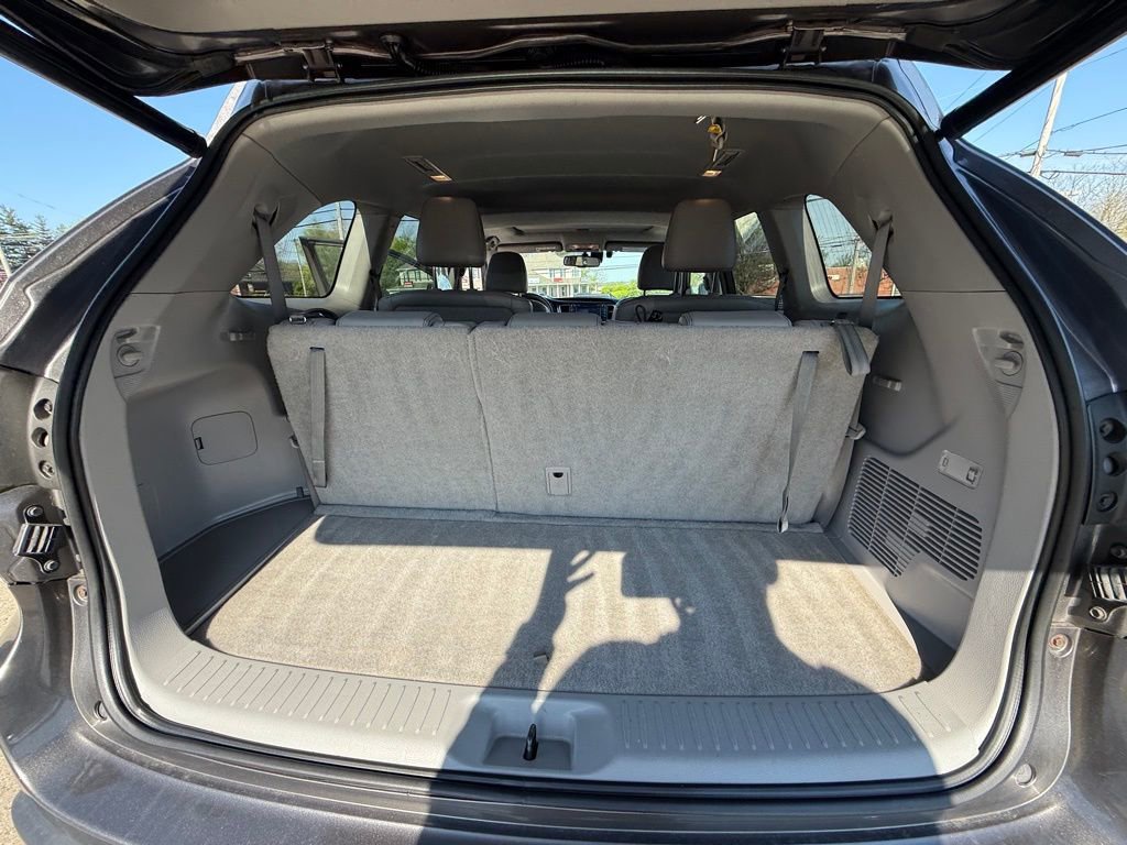Used 2016 Toyota Highlander Limited w/ Driver Technology Package image 29