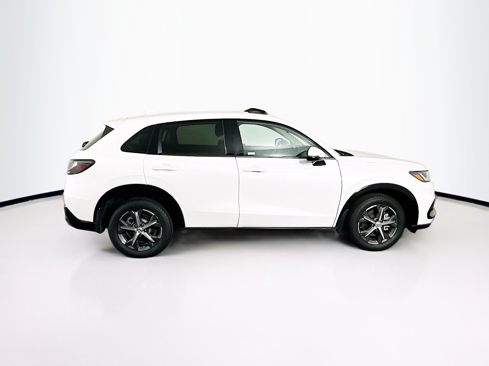 Used 2024 Honda HR-V EX-L image 10