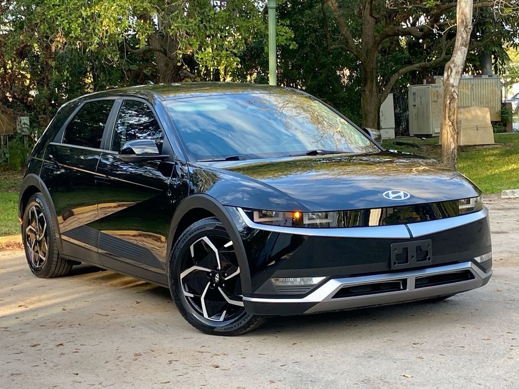 Used 2022 Hyundai Ioniq 5 SE w/ Cargo Package image 3