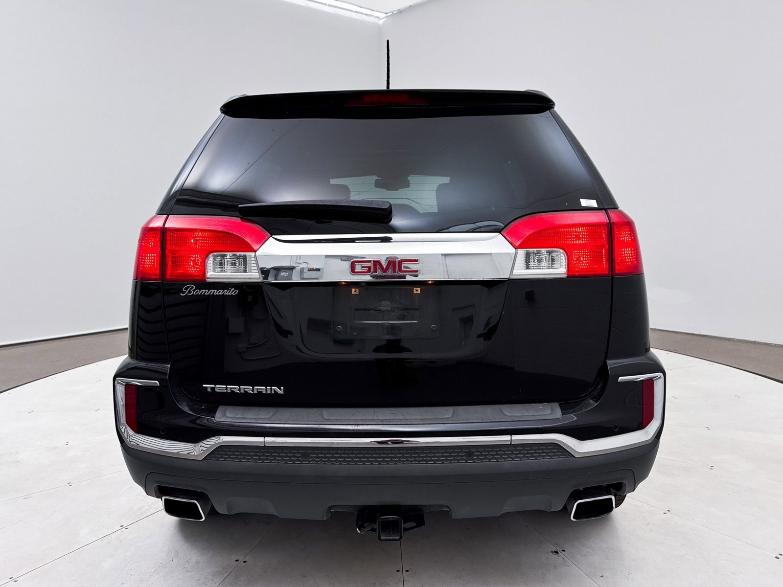 Used 2017 GMC Terrain SLT w/ Open Road Package image 15