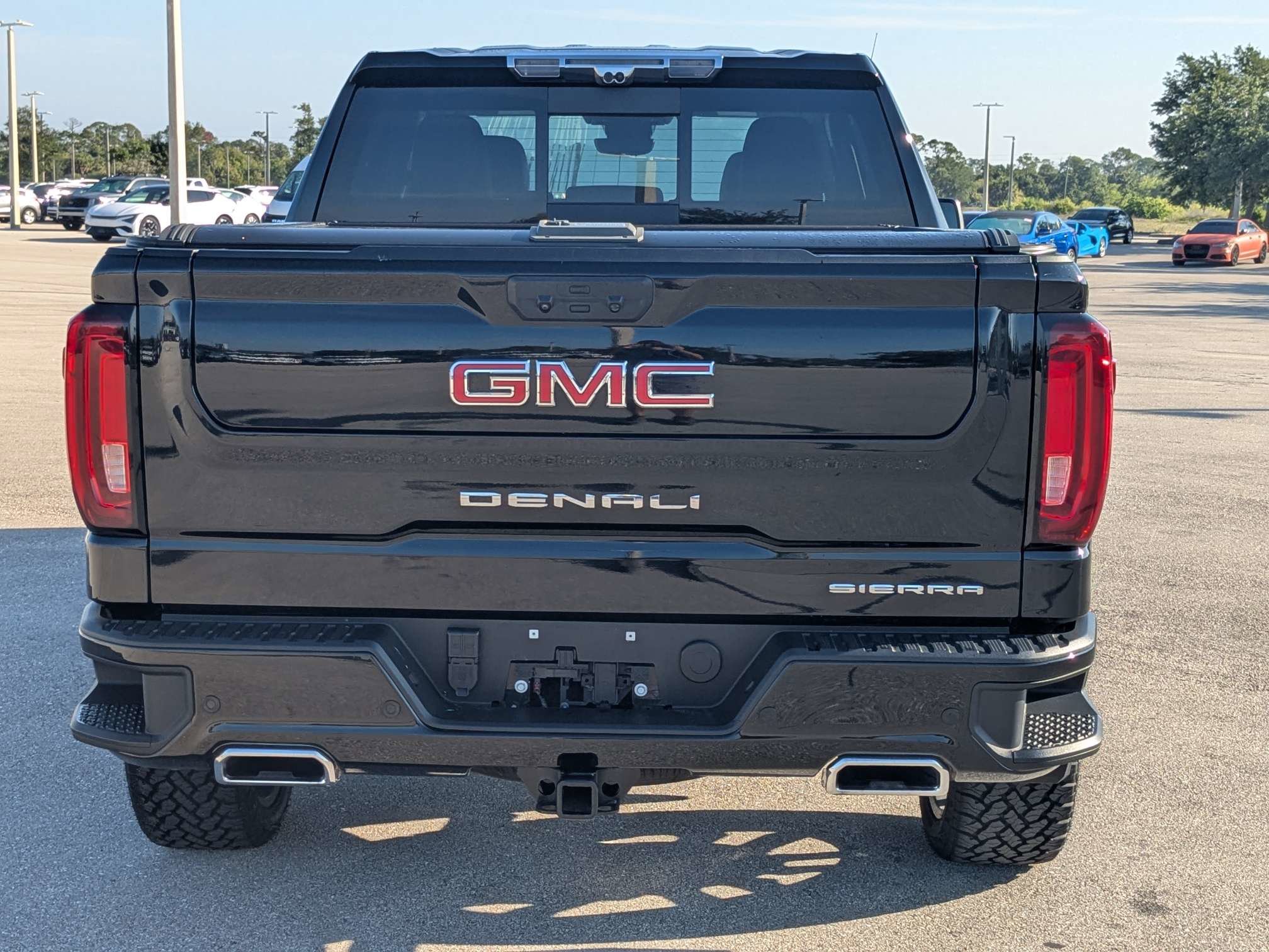 Used 2024 GMC Sierra 1500 Denali w/ Denali Reserve Package AWD/4WD image 6