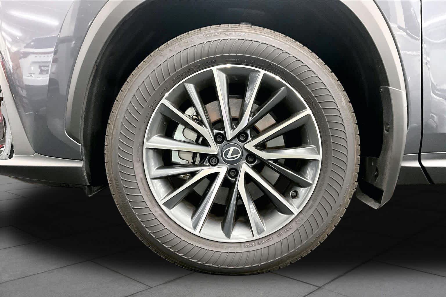 Used 2026 Lexus NX 350h AWD w/ Accessory Package (2T) image 11