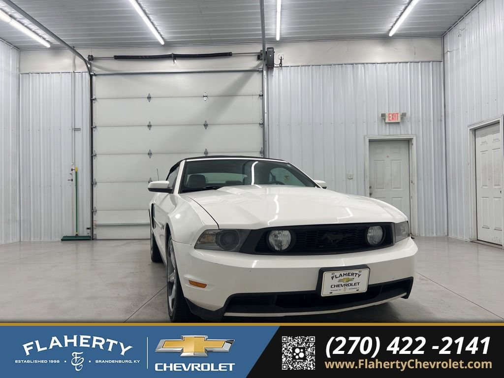 Used 2010 Ford Mustang GT RWD image 1