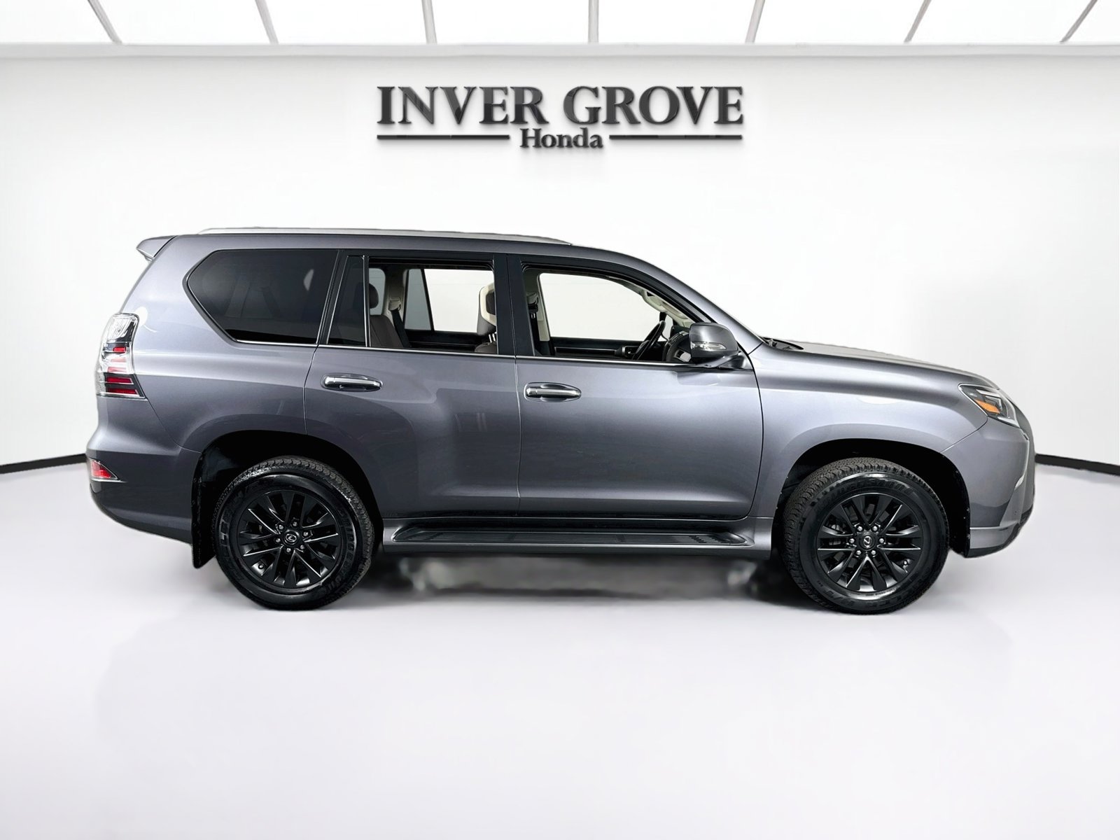 Used 2021 Lexus GX 460 Premium w/ Premium Package AWD/4WD image 4