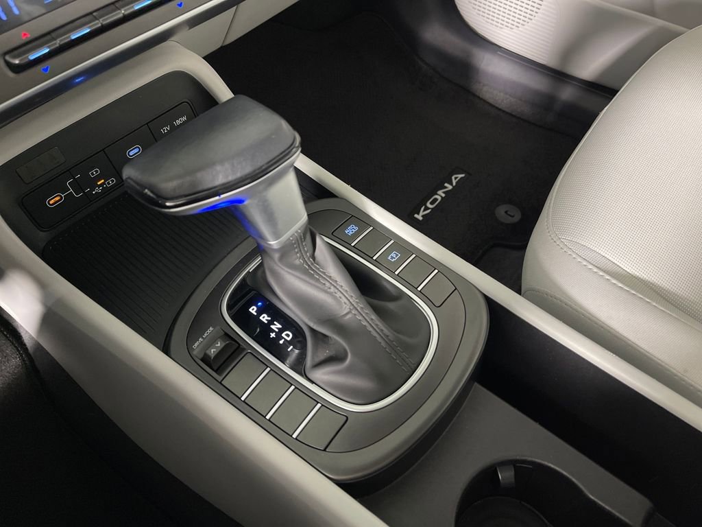Certified 2025 Hyundai Kona SEL image 24