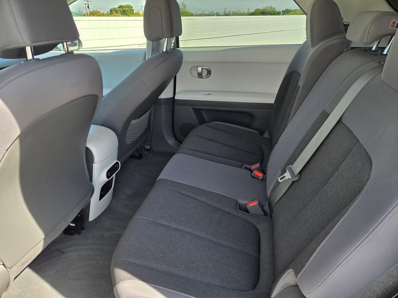 Used 2024 Hyundai Ioniq 5 SEL image 28