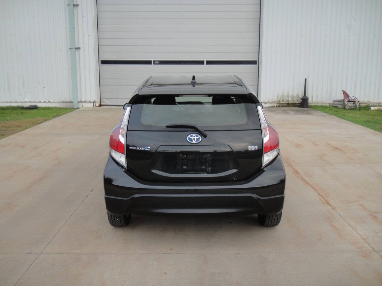 Used 2017 Toyota Prius C Two FWD image 7