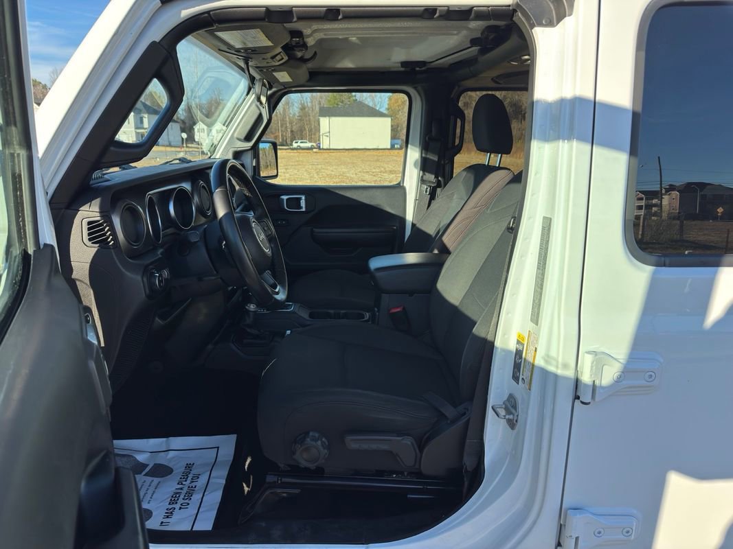 Used 2020 Jeep Gladiator Sport w/ Quick Order Package 24S image 13