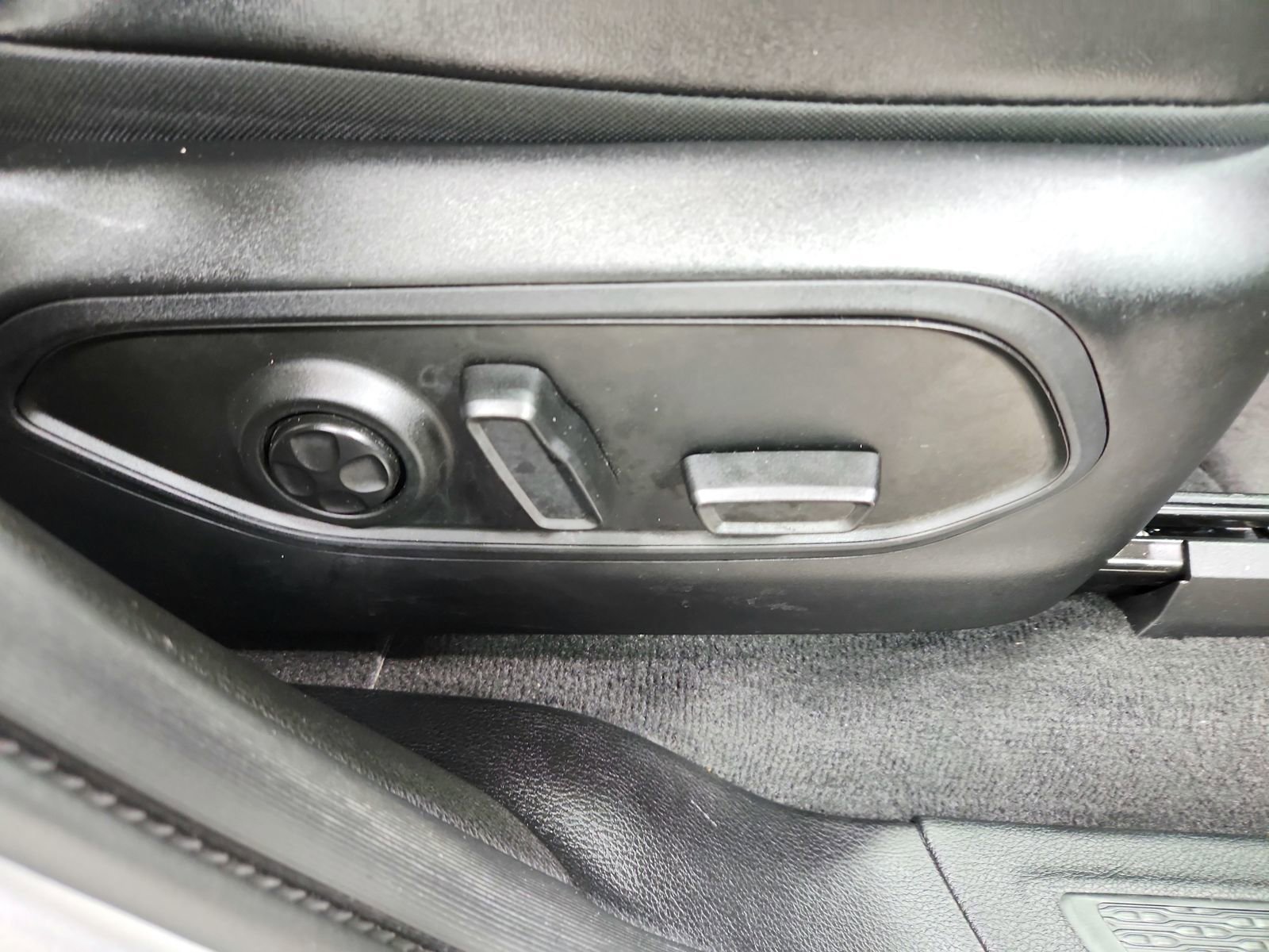 Used 2021 Jeep Grand Cherokee L Limited w/ Trailer Tow Group (B) image 39