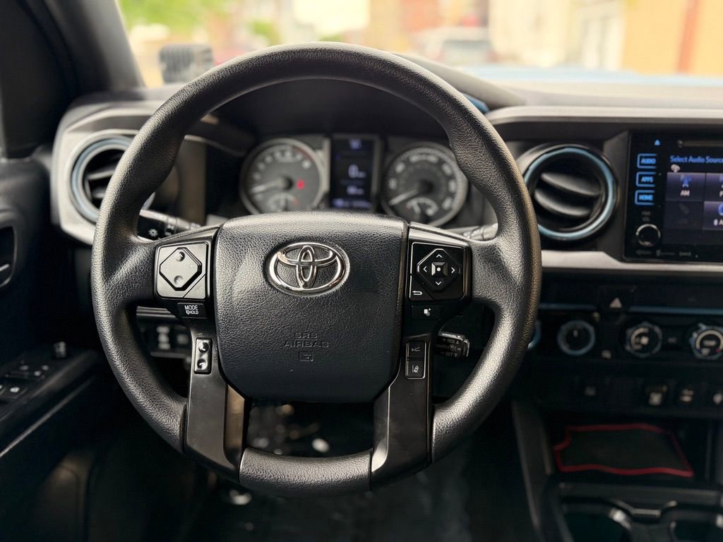Used 2019 Toyota Tacoma TRD Sport AWD/4WD image 34