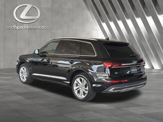 Used 2021 Audi Q7 2.0T Premium Plus AWD/4WD image 2