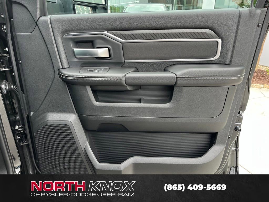 New 2026 RAM 3500 Big Horn AWD/4WD image 27