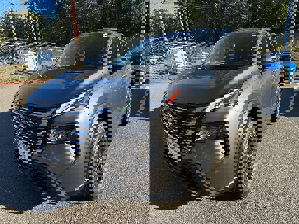 New 2026 Nissan Rogue SV image 3