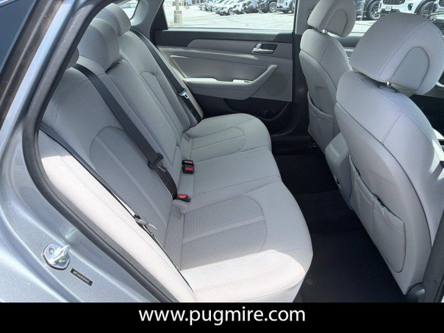 Used 2015 Hyundai Sonata SE w/ Option Group 02 FWD image 15