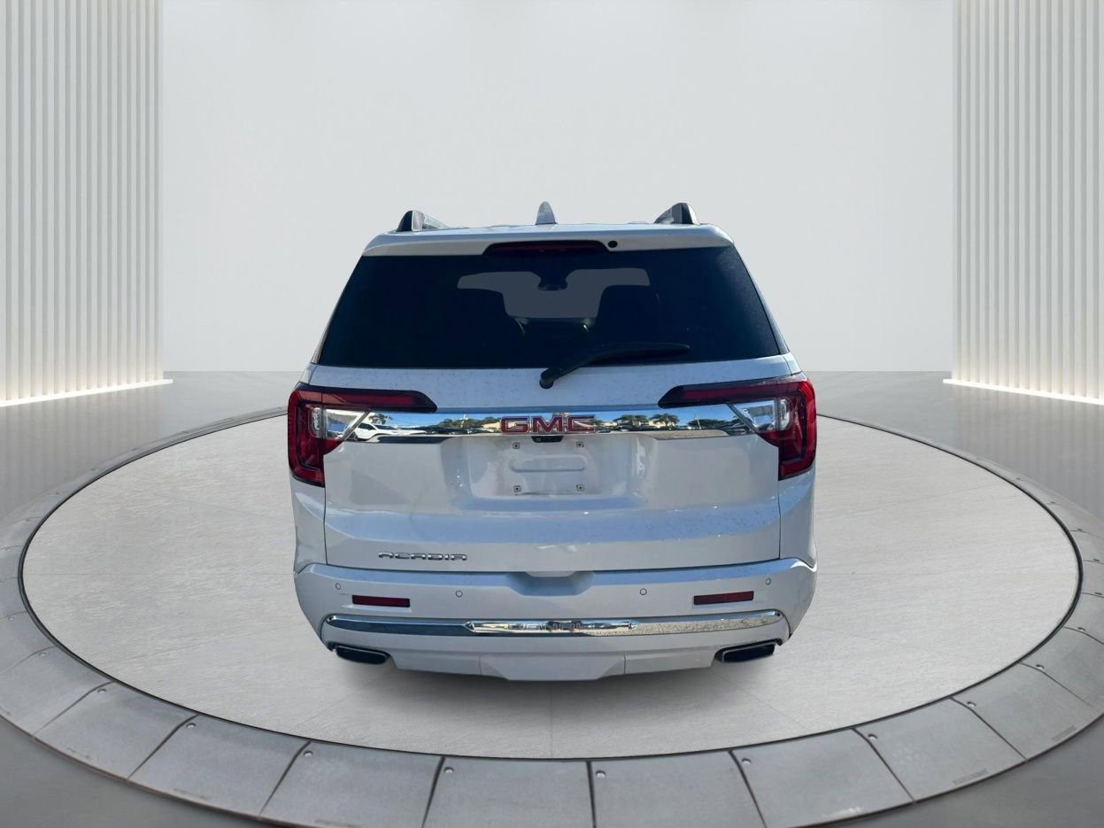 Used 2023 GMC Acadia Denali w/ Denali Technology Package image 7