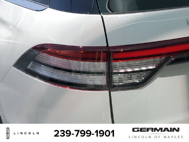 New 2026 Lincoln Aviator AWD image 13