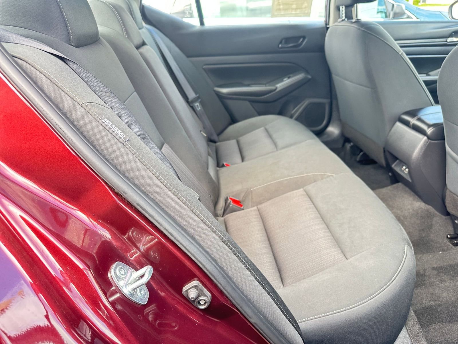 Used 2024 Nissan Altima 2.5 SV image 39