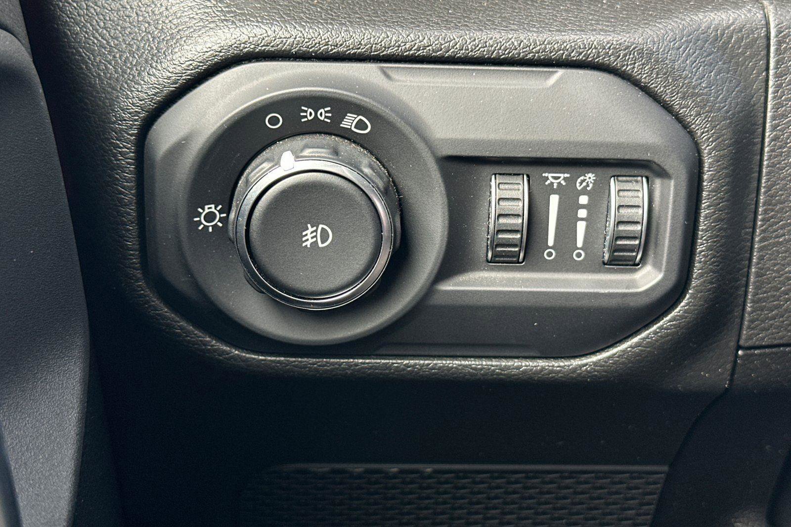 Certified 2022 Jeep Wrangler Unlimited Sport image 29