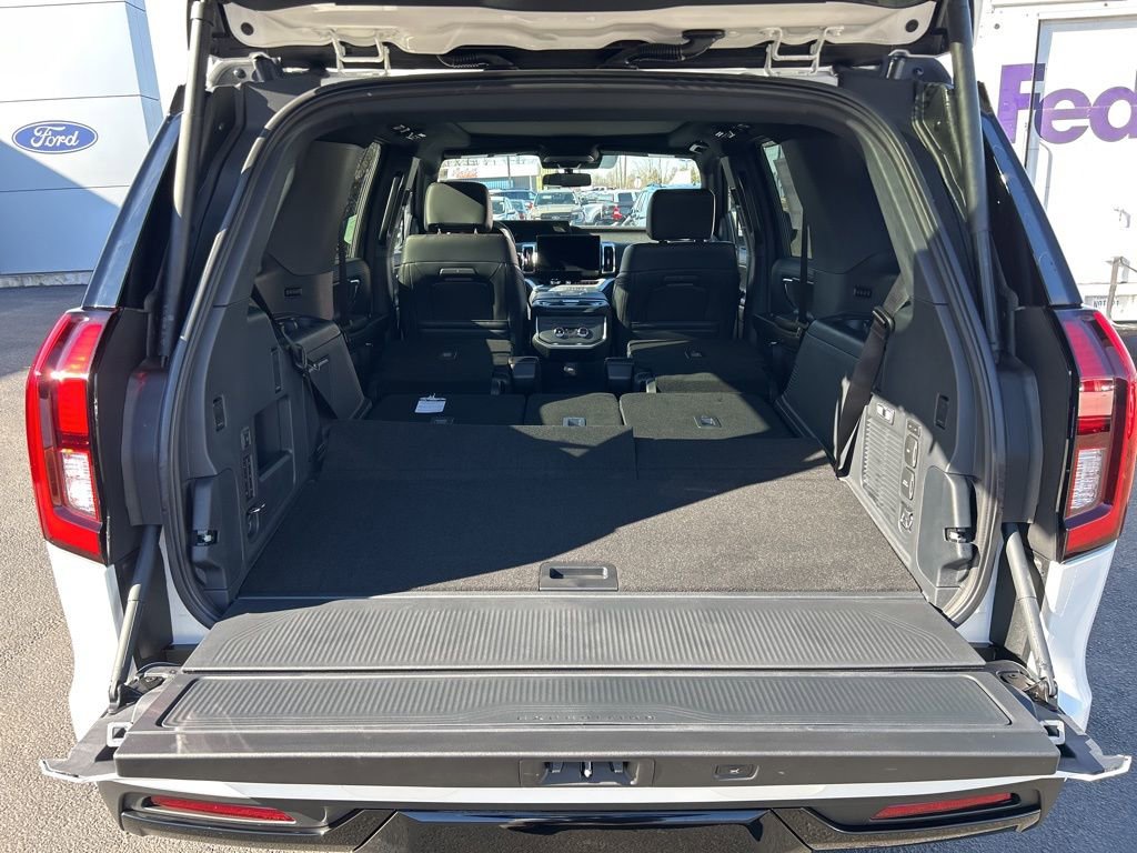 New 2025 Ford Expedition Tremor image 38