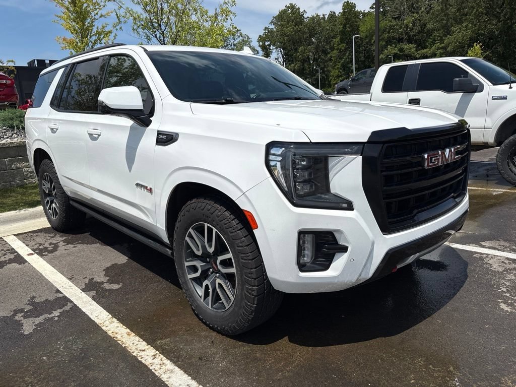 Used 2022 GMC Yukon AT4 w/ AT4 Premium Package AWD/4WD image 3