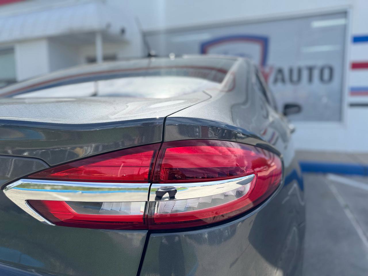 Used 2019 Ford Fusion S FWD image 35