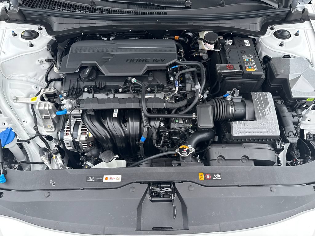 New 2026 Hyundai Elantra Limited FWD image 29