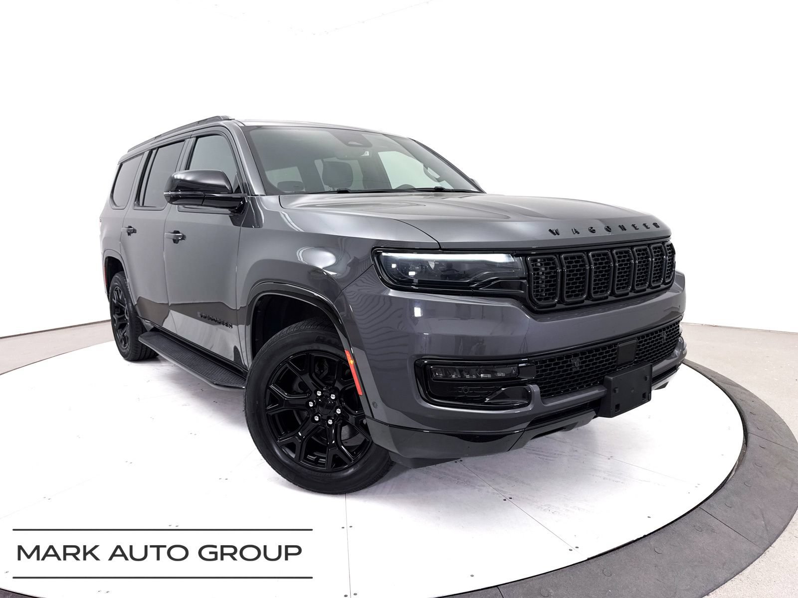 Used 2023 Jeep Wagoneer Series II AWD/4WD image 1